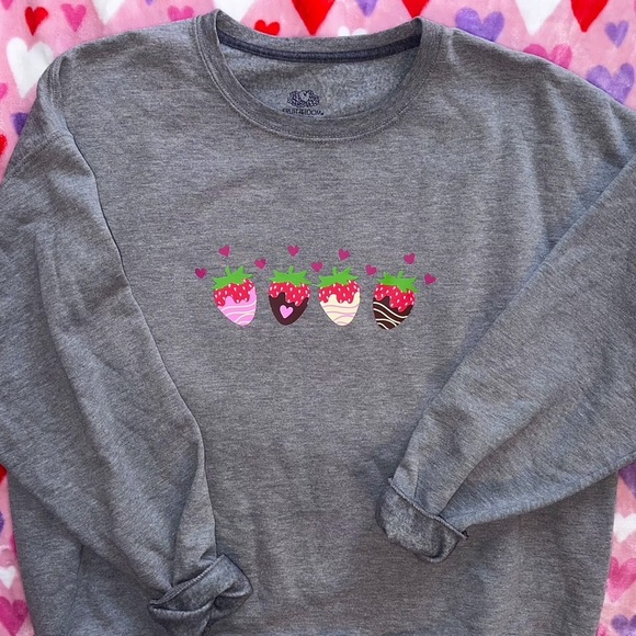 Thrifted fruit of the loom sweatshirt with custom design! - Picture 1 of 1